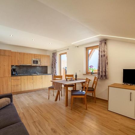 Innergasserhof Ferienwohnung Edelweiss San Martino in Passiria Exterior foto