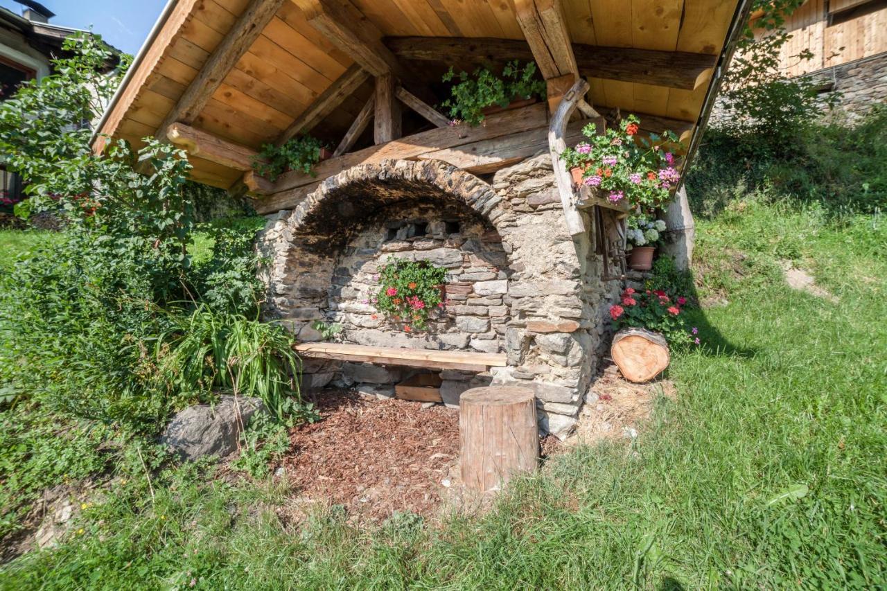 Innergasserhof Ferienwohnung Edelweiss San Martino in Passiria Exterior foto